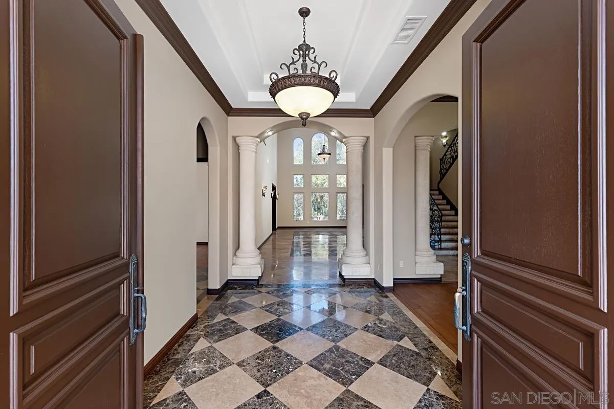 3745 Vista Pointe