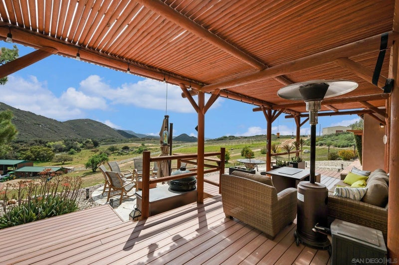 17287 Oak Hollow Road