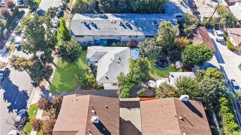 1123 N Stoneman