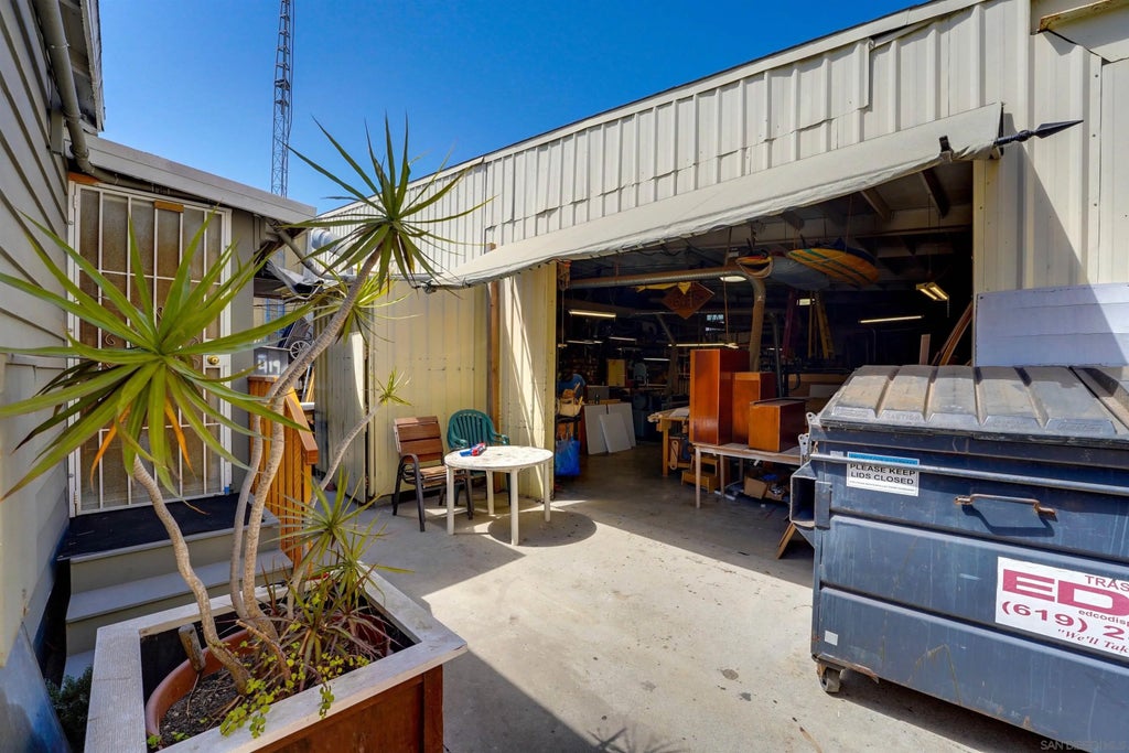 Photo of 3946 La Salle St, San Diego, CA 92110 (MLS # 260017549)