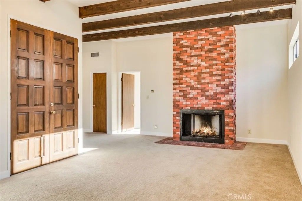 Photo of 439 Longfellow Ave, Hermosa Beach, CA 90254 (MLS # SB26094345)