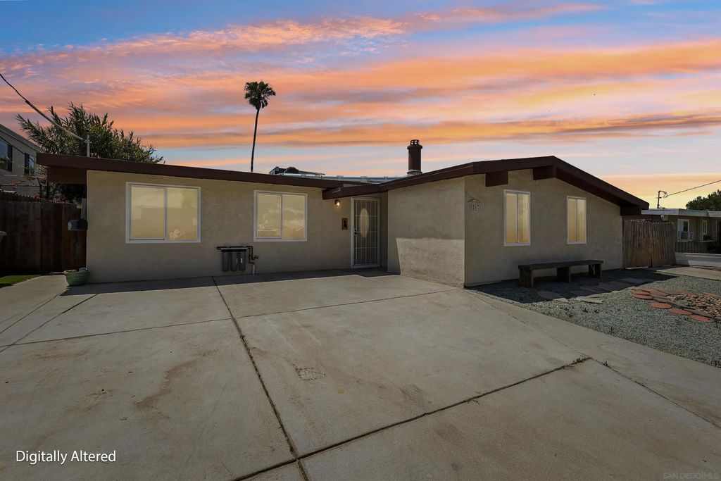 Photo of 1217 Holly Ave, Imperial Beach, CA 91932 (MLS # 260011350)