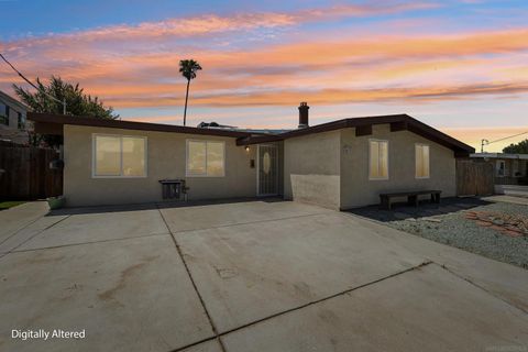 Photo of 1217 Holly Ave, Imperial Beach, CA 91932 (MLS # 260011350)