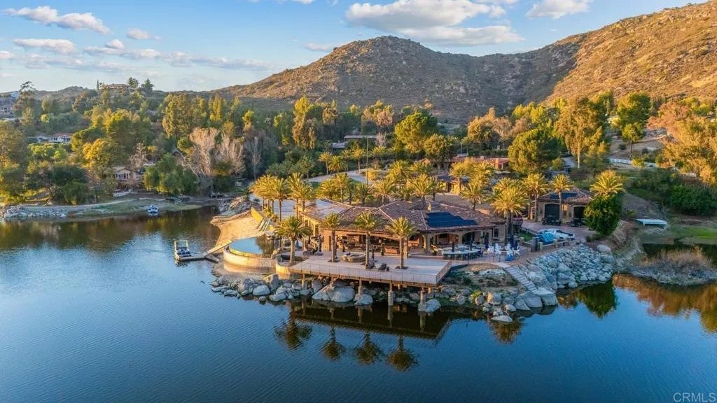 4065 Via Palo Verde Lago