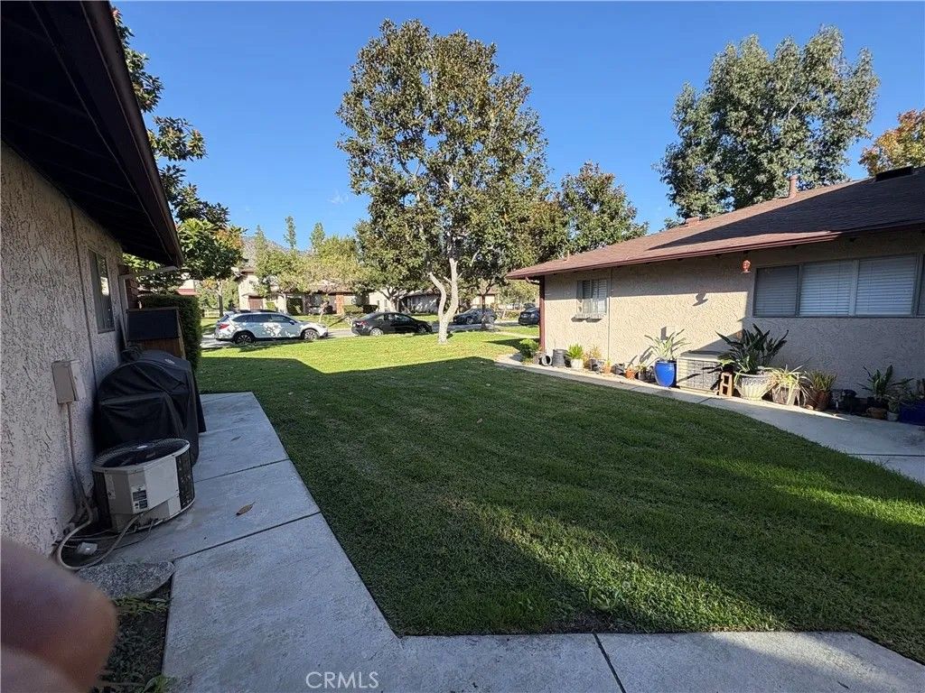 Photo of 1150 W Calle De Las Estrellas, Azusa, CA 91702 (MLS # CV25272980)
