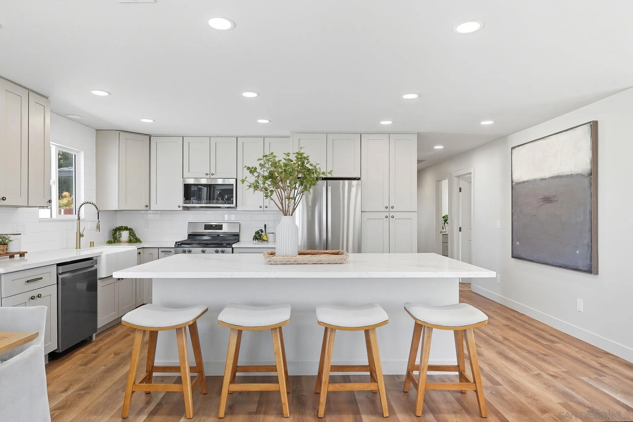 2525 Inman Ct