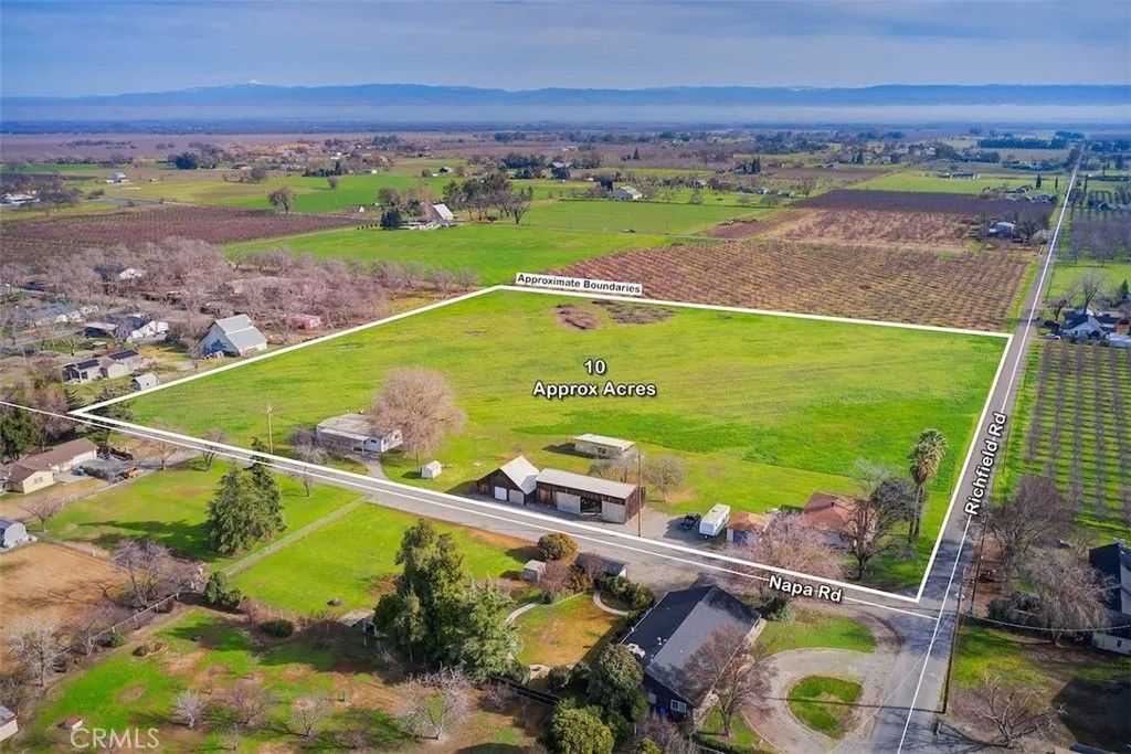 Photo of 23256 Richfield Rd, Corning, CA 96021 (MLS # SN26015984)