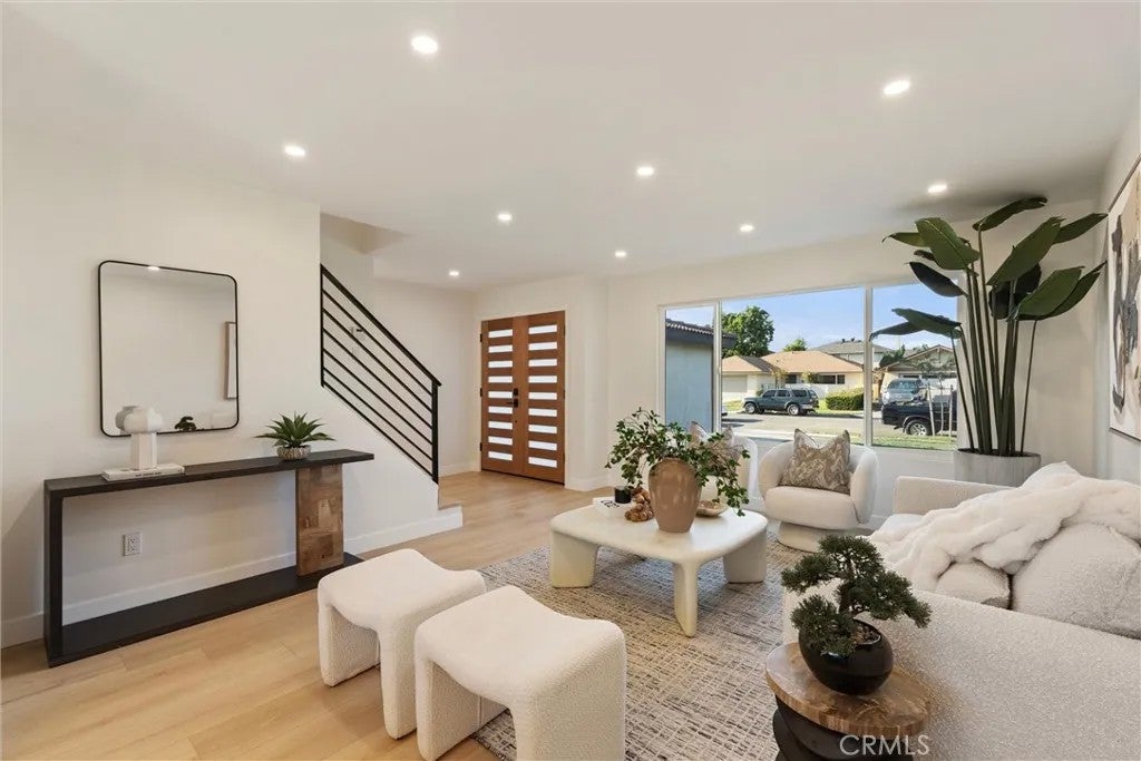 13848 Carnaby Street