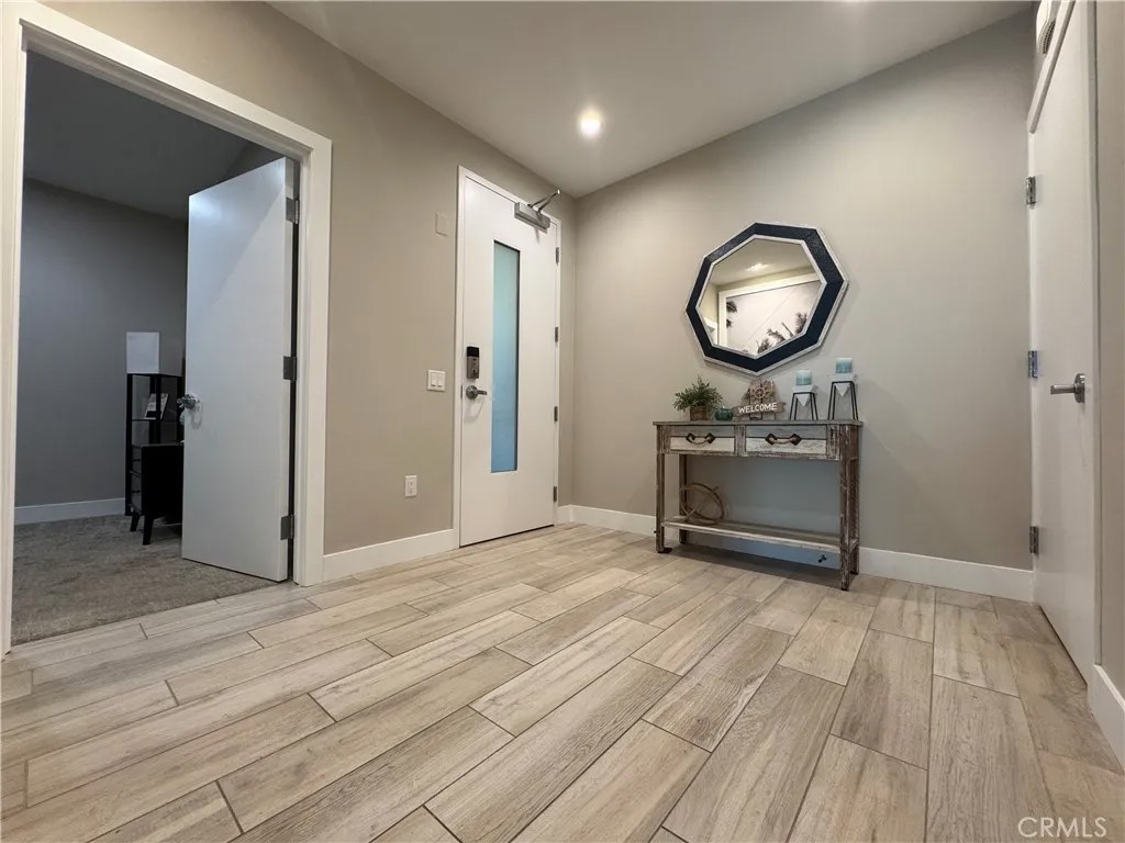 3025 Byron Street 201