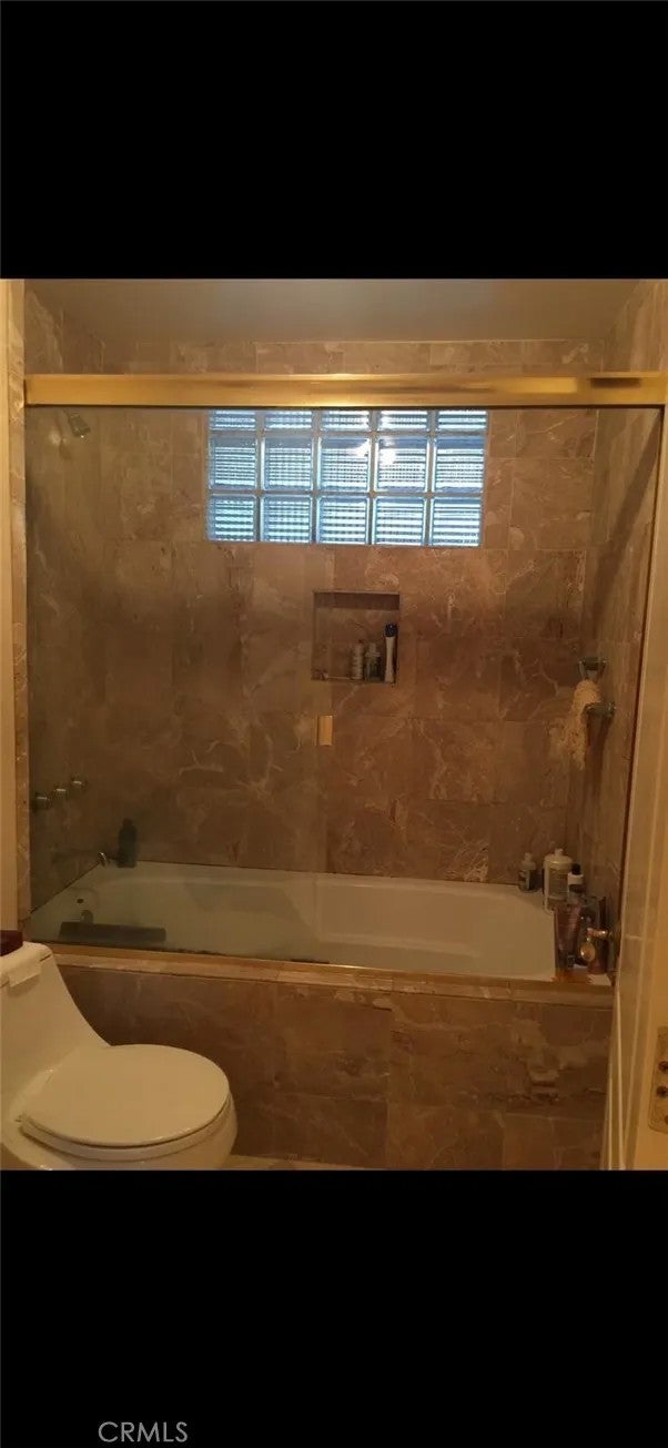 390 S Sepulveda Boulevard 208