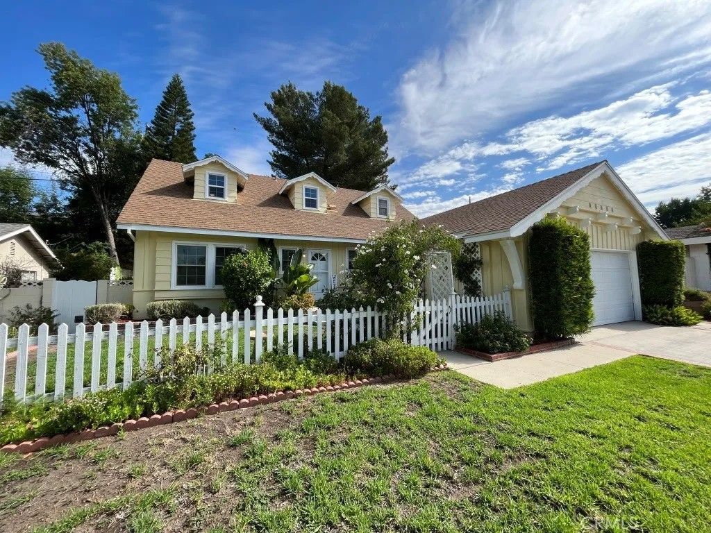 Photo of 17115 Bircher ST, Granada Hills, CA 91344 (MLS # SR26104826)