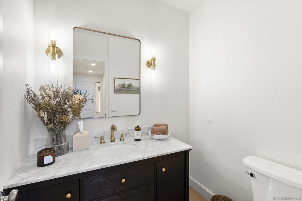 Photo of 6489 Caminito Catalan, La Jolla, CA 92037 (MLS # 250042073)