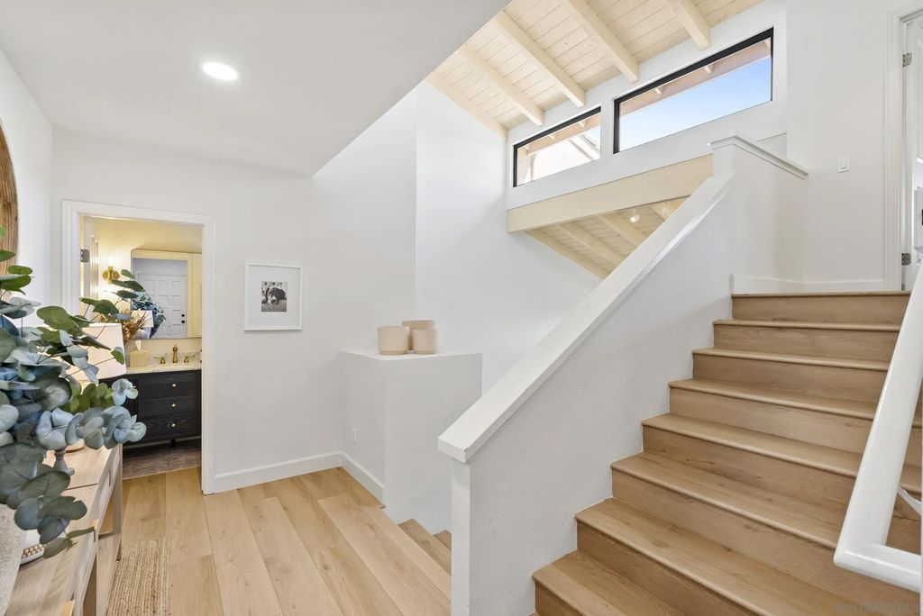 Photo of 6489 Caminito Catalan, La Jolla, CA 92037 (MLS # 250042073)