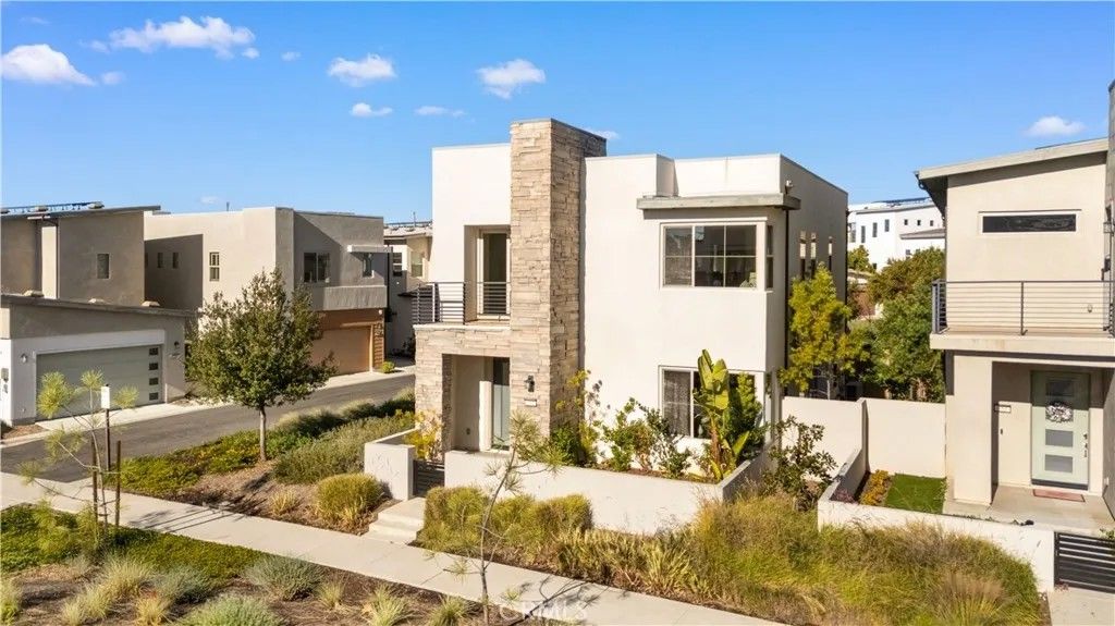 Photo of 151 Scale, Irvine, CA 92618 (MLS # TR25280959)