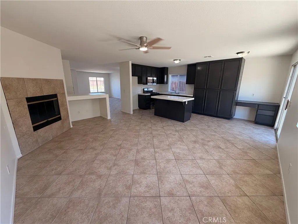 1392 Oak Haven