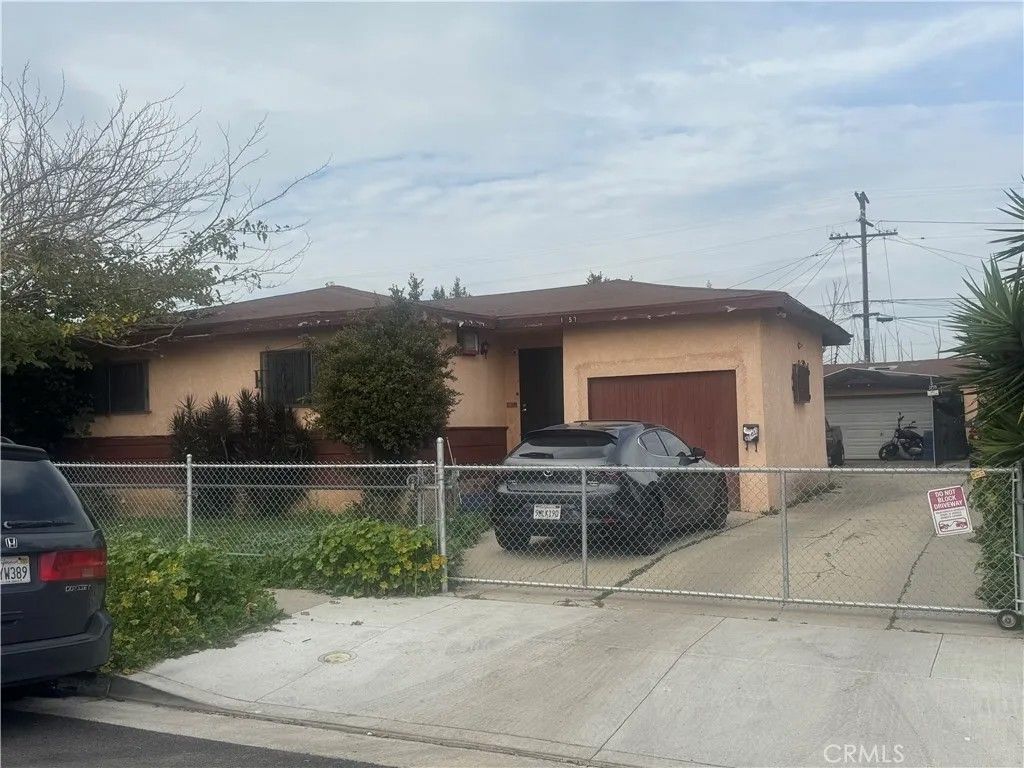 Photo of 1155 W 104th St, Los Angeles, CA 90044 (MLS # IN26016194)