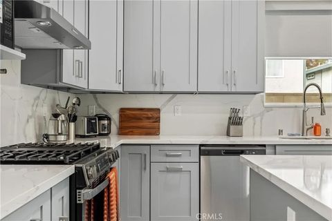 Tiny photo for 305 N Mountain View Street, Santa Ana, CA 92703 (MLS # OC25271669)