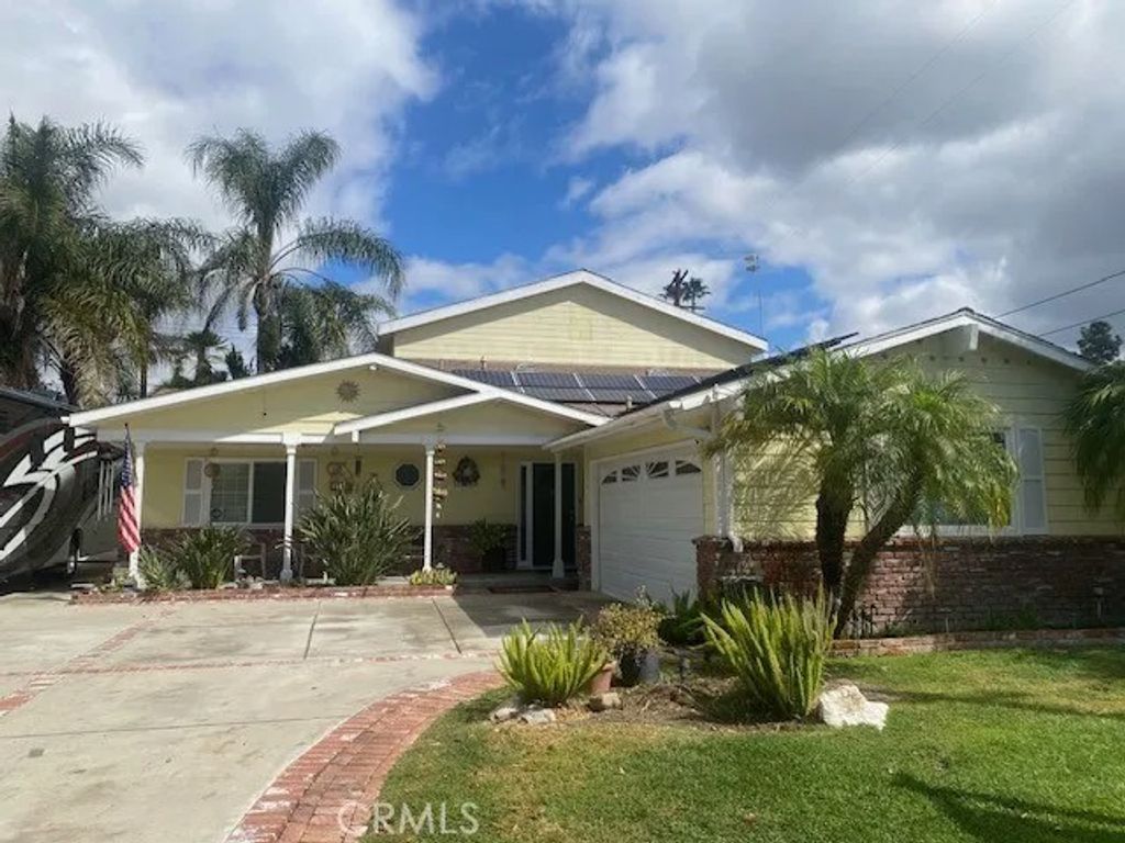 Photo of 22441 Hartland St, West Hills, CA 91307 (MLS # OC26068307)