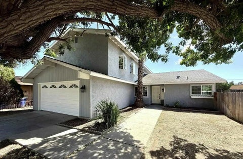 Photo of 1487 Palomarcos Avenue, San Marcos, CA 92069 (MLS # NDP2608443)