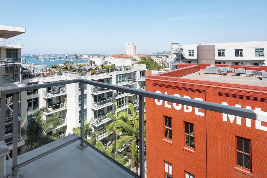 Photo of 1431 Pacific Hwy #903, San Diego, CA 92101 (MLS # 260007480)