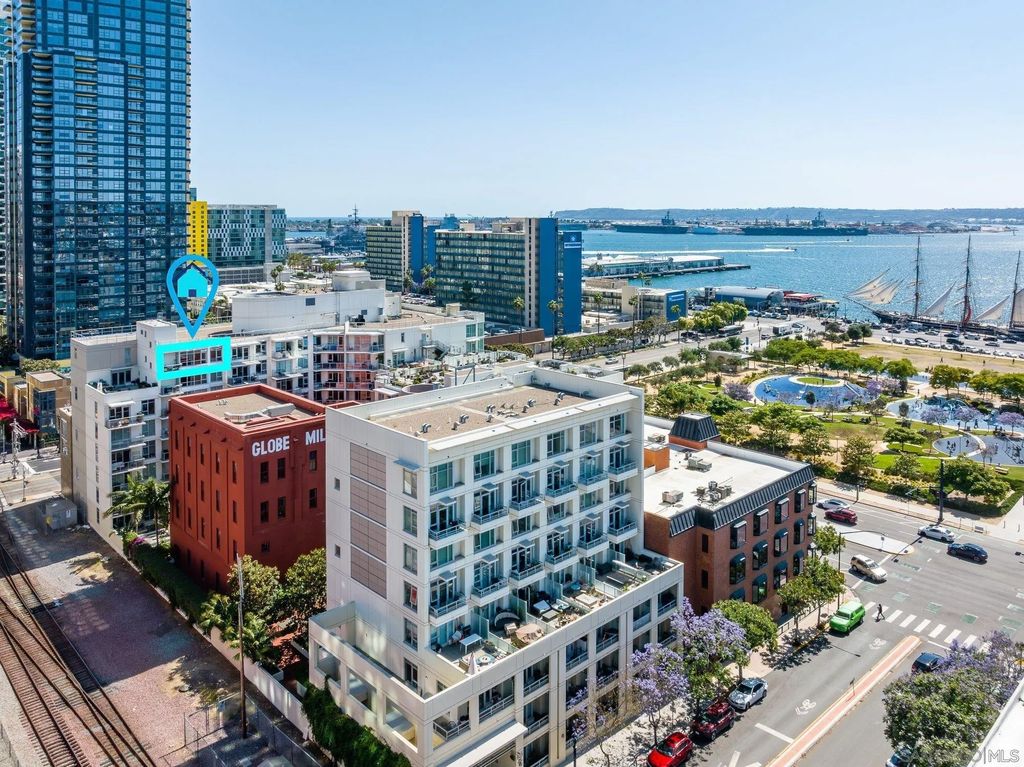 Photo of 1431 Pacific Hwy #903, San Diego, CA 92101 (MLS # 260007480)