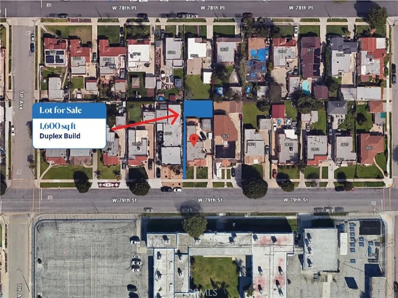 2705 W 79th