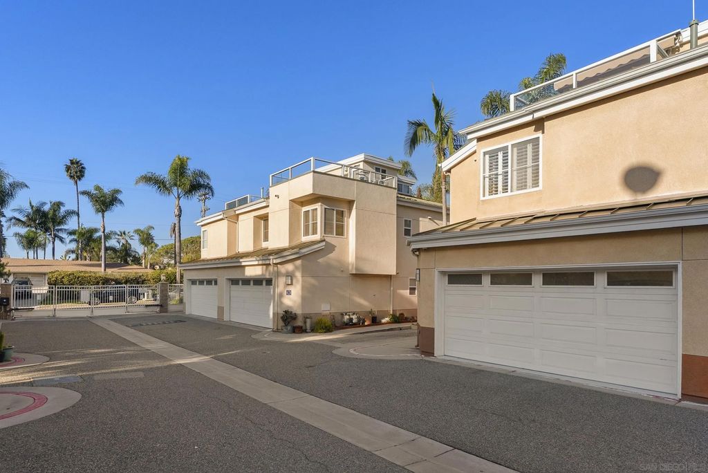 Photo of 555 Eaton St #N, Oceanside, CA 92054 (MLS # 250045556)