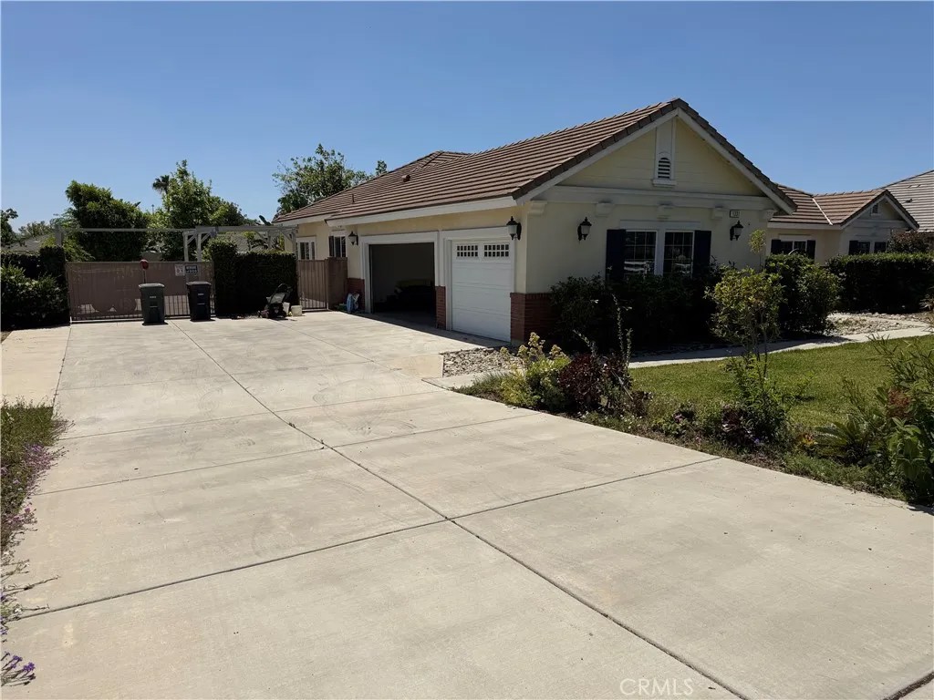 1331 W Maitland