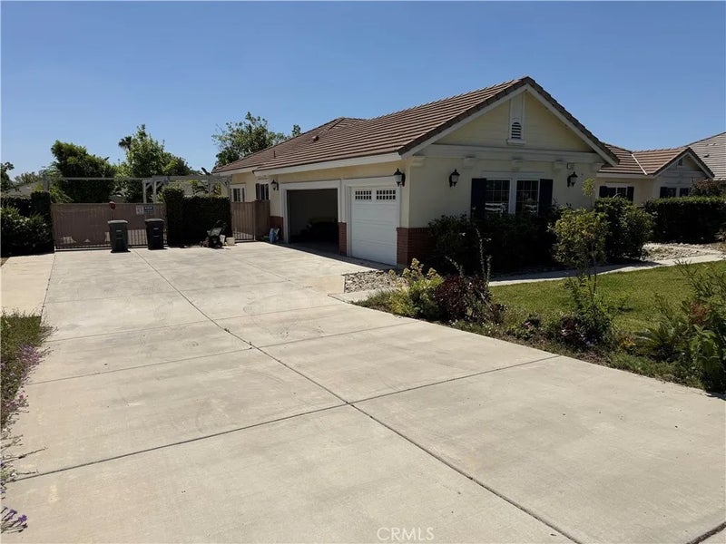 1331 W Maitland