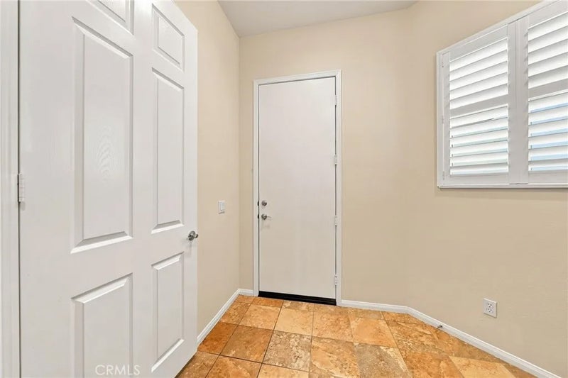 1729 La Cantera