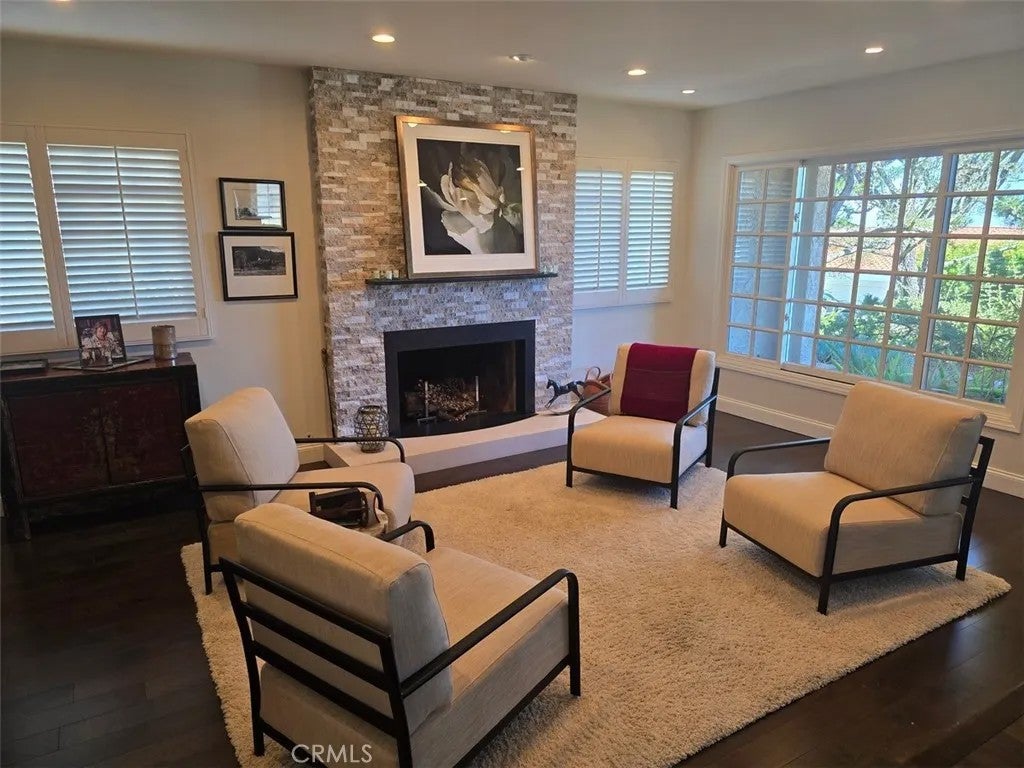 3480 NEWRIDGE Drive