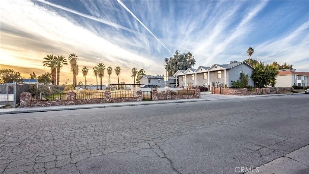 Photo of 4023 O Street, Bakersfield, CA 93301 (MLS # SR26037466)