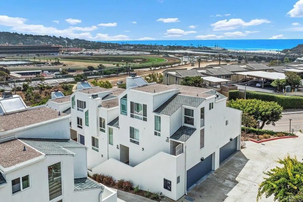 Photo of 307 Longden Lane, Solana Beach, CA 92075 (MLS # NDP2600913)