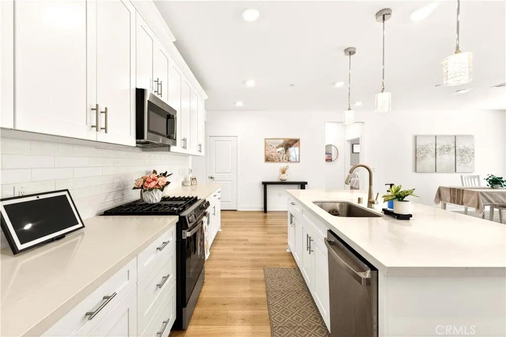 Photo of 33134 Celadon Avenue, Winchester, CA 92596 (MLS # SW26131947)