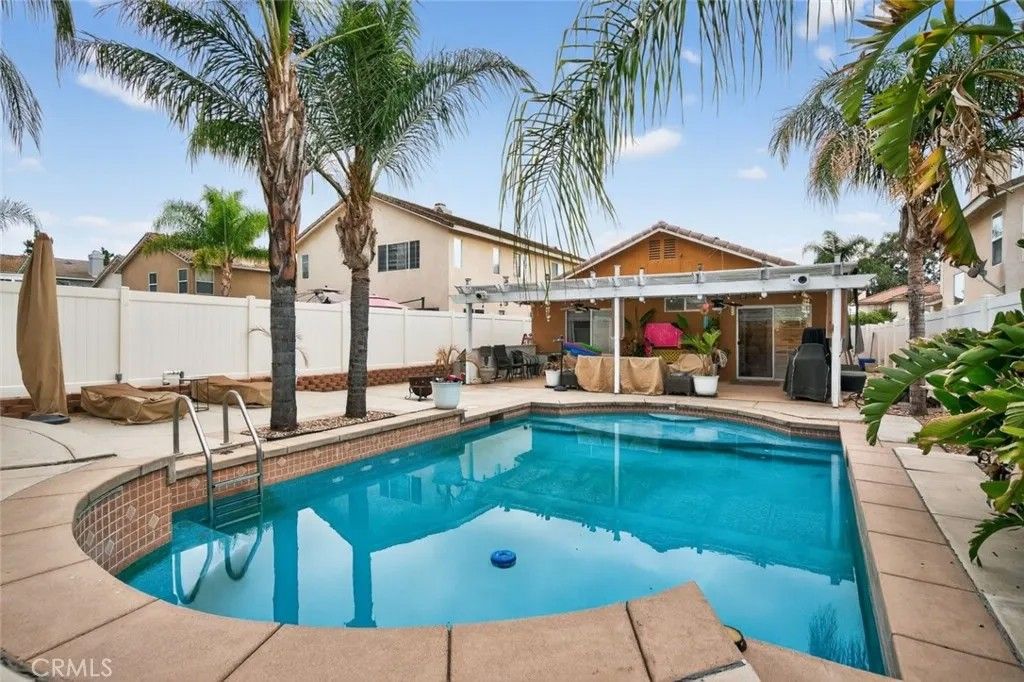 Photo of 26738 Silver Oaks Drive, Murrieta, CA 92563 (MLS # PW25195002)