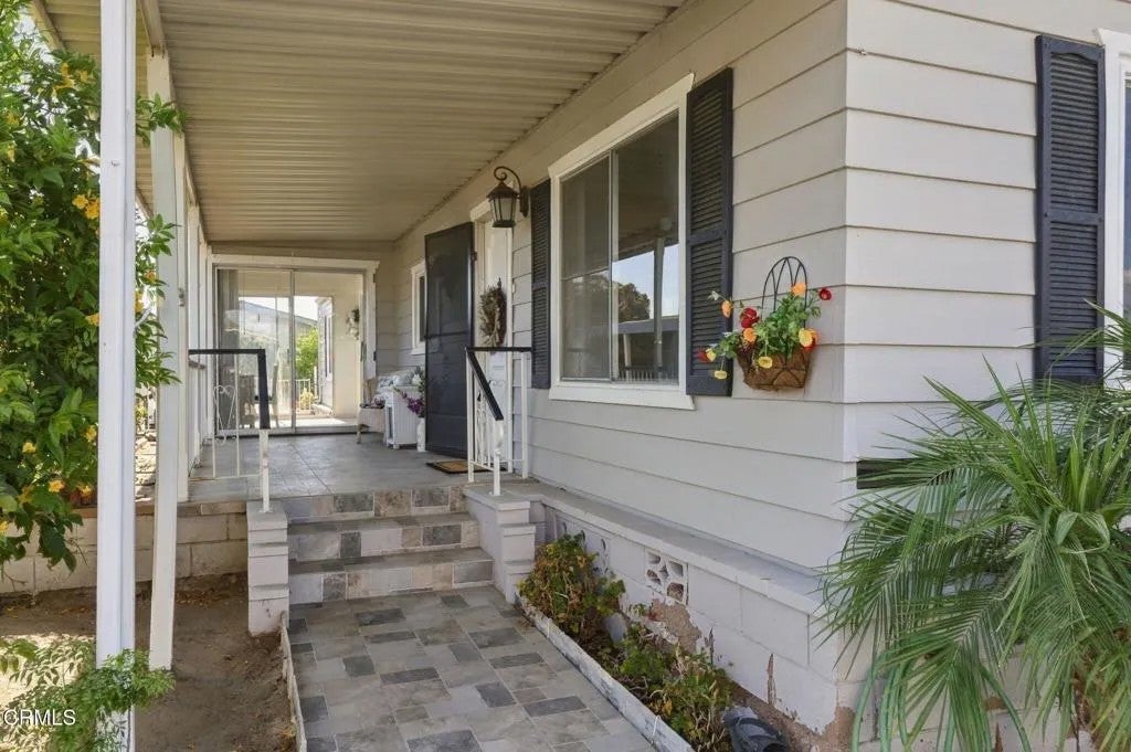 92 Poinsettia Gardens Drive