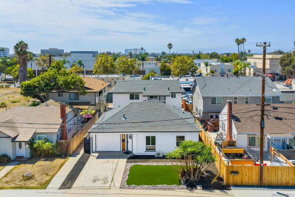 Photo of 416-20 Church Ave, Chula Vista, CA 91910 (MLS # 260008917)