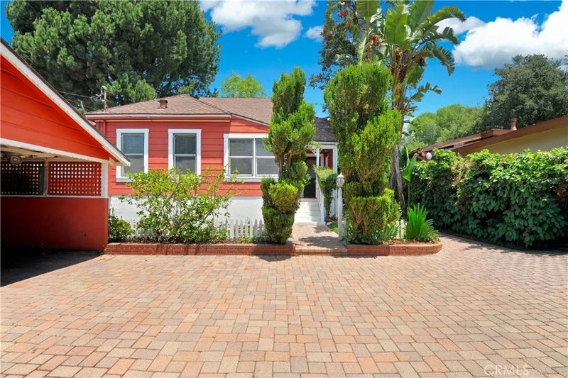 703 Manzanita