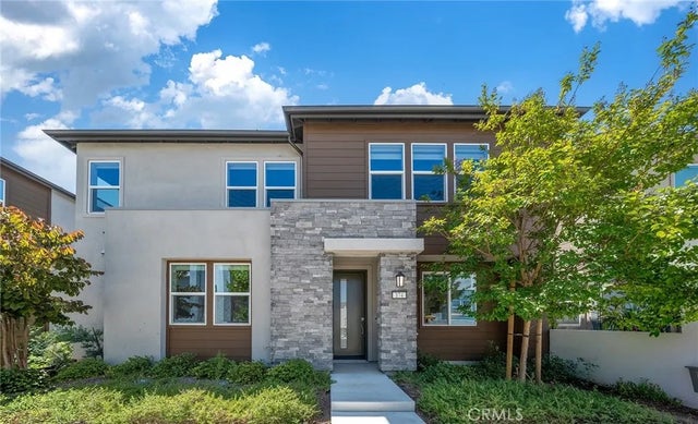174 Sash, Irvine