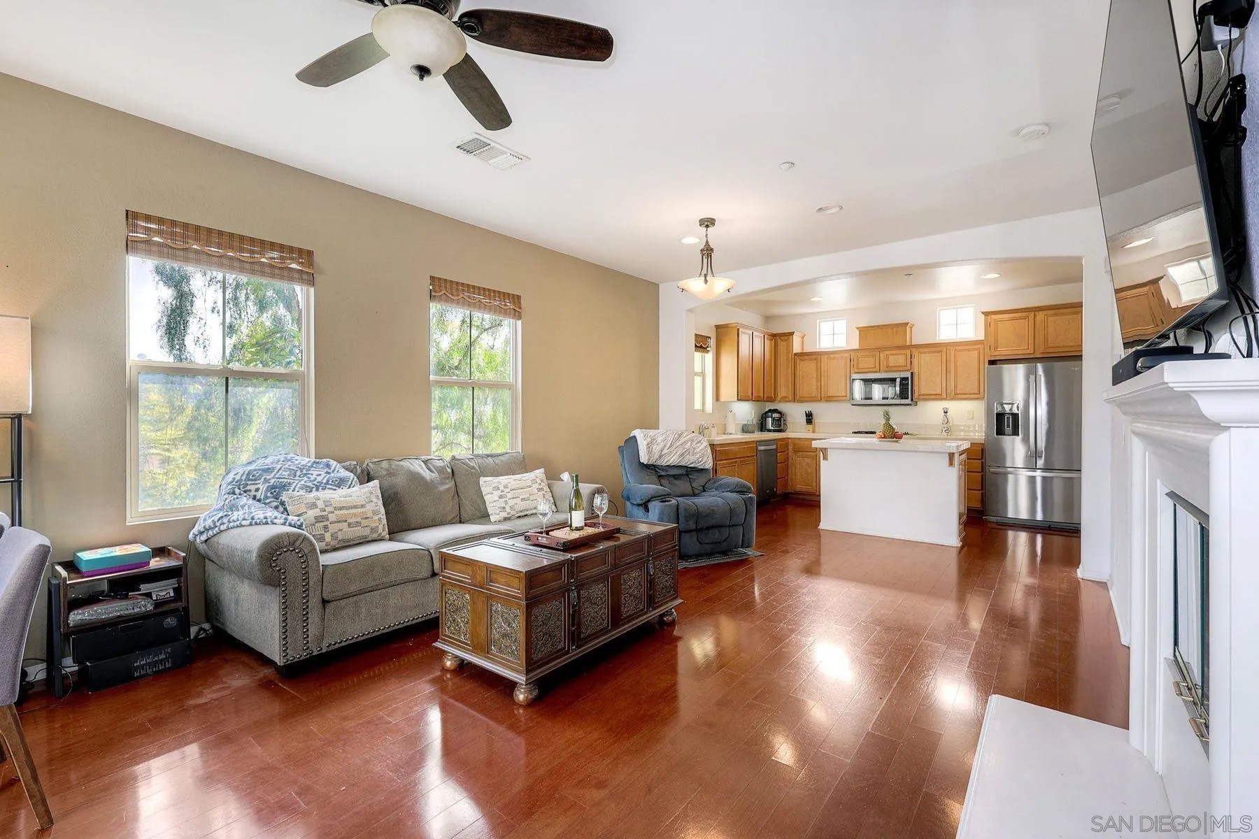 2674 Escala Circle