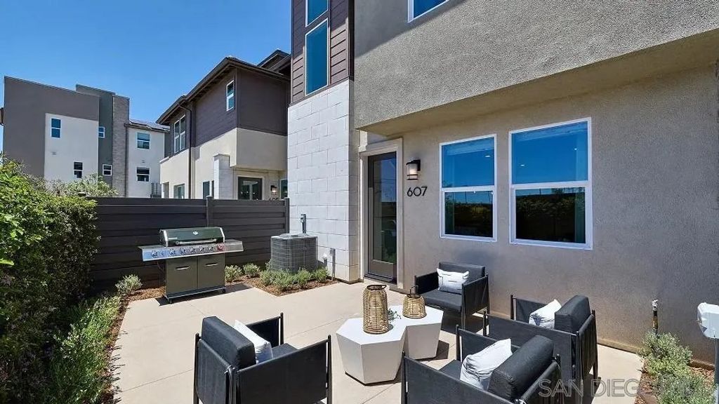 Photo of 326 Beaker Road, San Marcos, CA 92078 (MLS # 250038166)