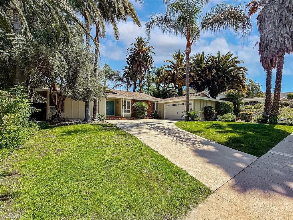 1721 Bates Court