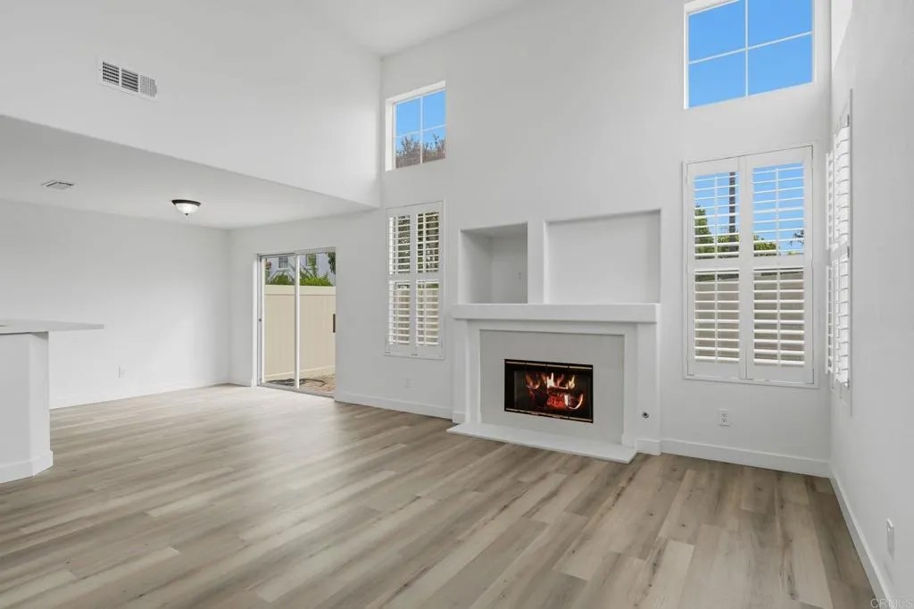 4620 Los Alamos Way D