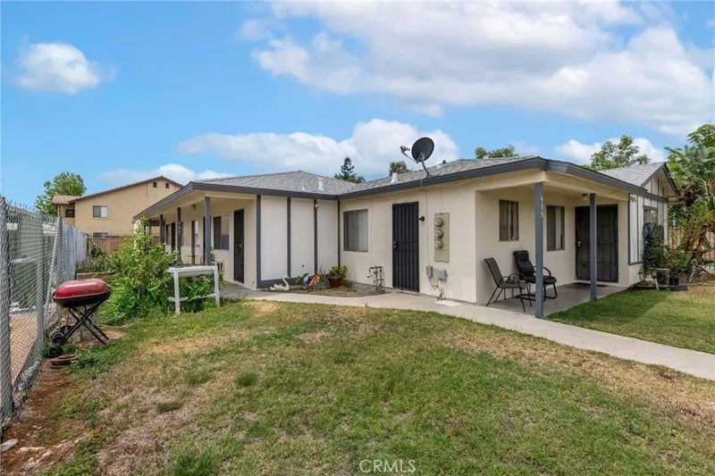 595 W Shamrock Street
