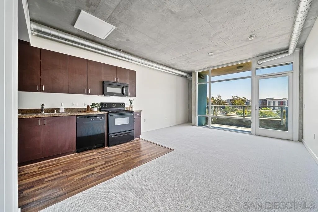 1080 Park Blvd 409