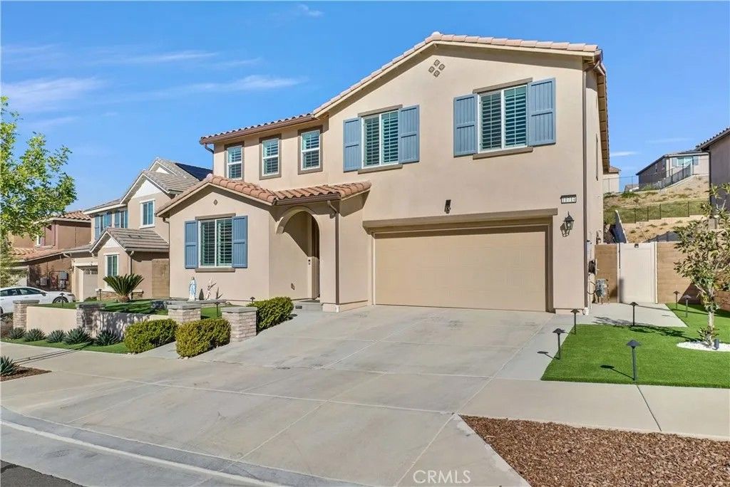 Photo of 11714 Wandering Way, Corona, CA 92883 (MLS # IG26009419)