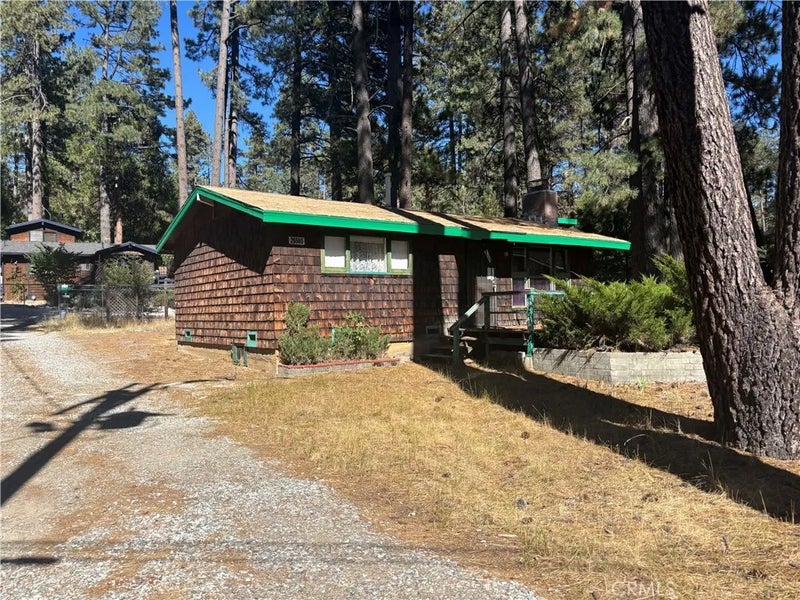 26580 Lake Lane