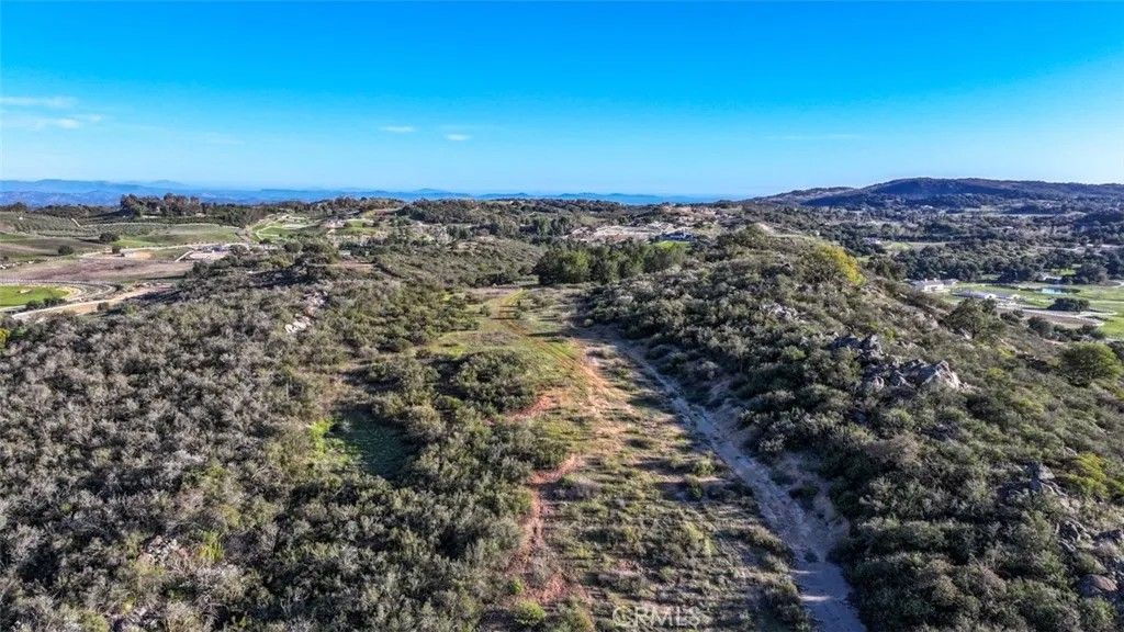 Photo of 39830 Arrieta, Murrieta, CA 92562 (MLS # ND25226953)