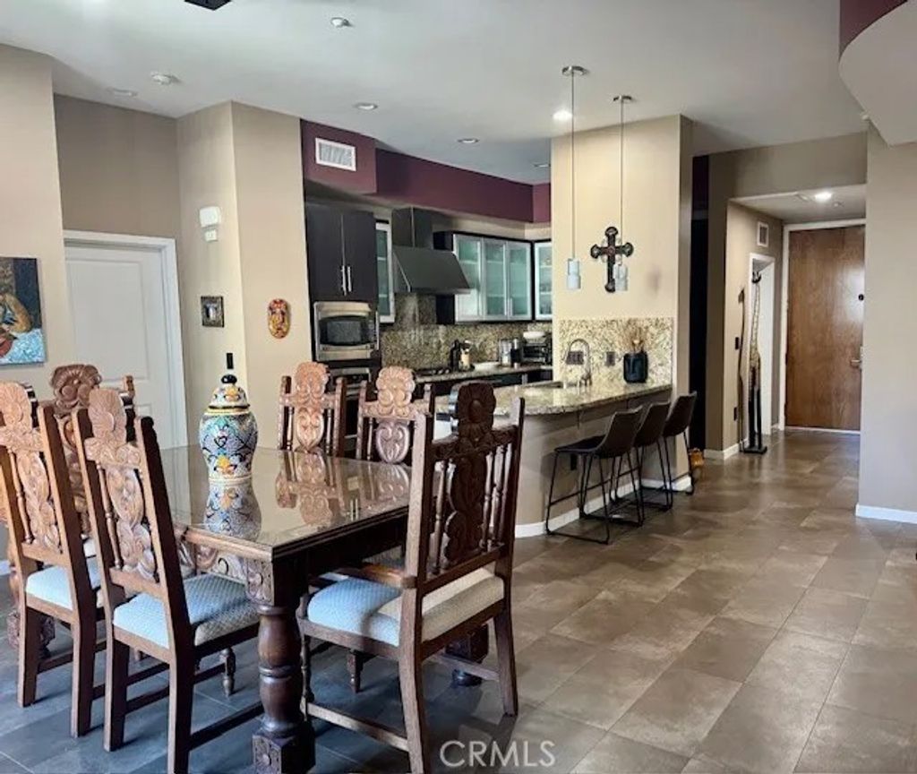 Photo of 21 Gramercy #410, Irvine, CA 92612 (MLS # OC25282352)