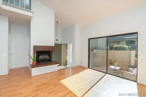 3286 Caminito Eastbluff Unit 114, La Jolla, CA 92037 - #: 260013771